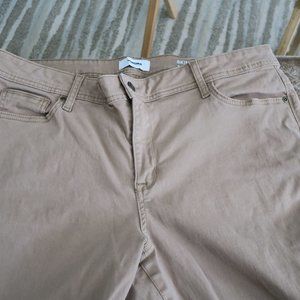 Sonoma Skinny Khaki's